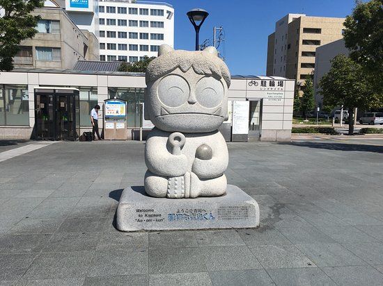 Statue of Shinsetsu na Aoonikun